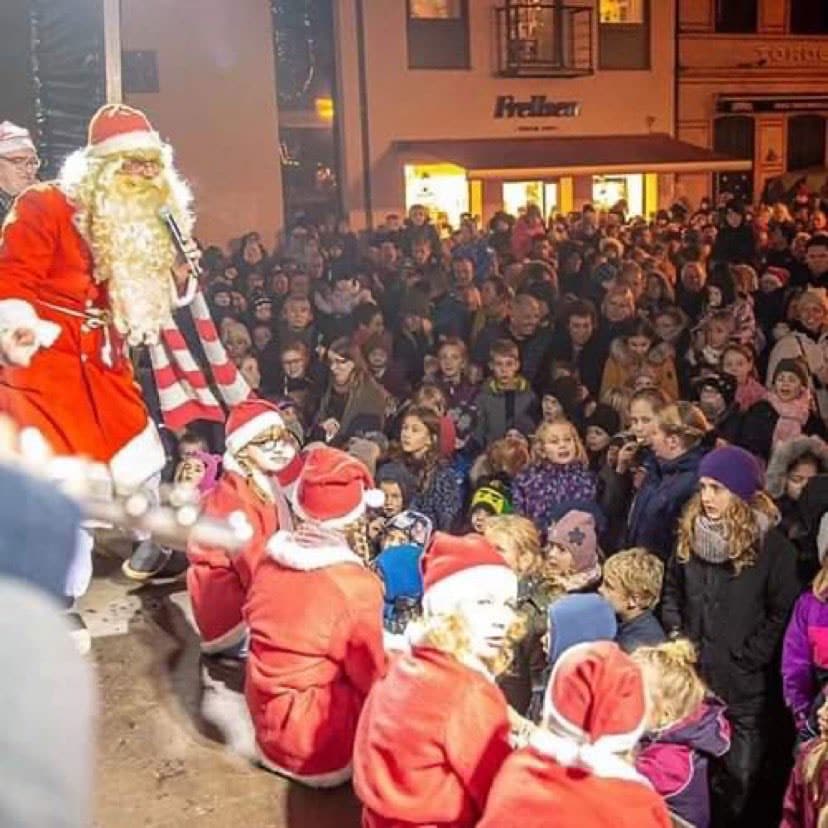 Julemandens Flaskepost 24 personlige nissebreve fra Julemandens Værksted