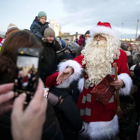 Julemandens Flaskepost 24 personlige nissebreve fra Julemandens Værksted